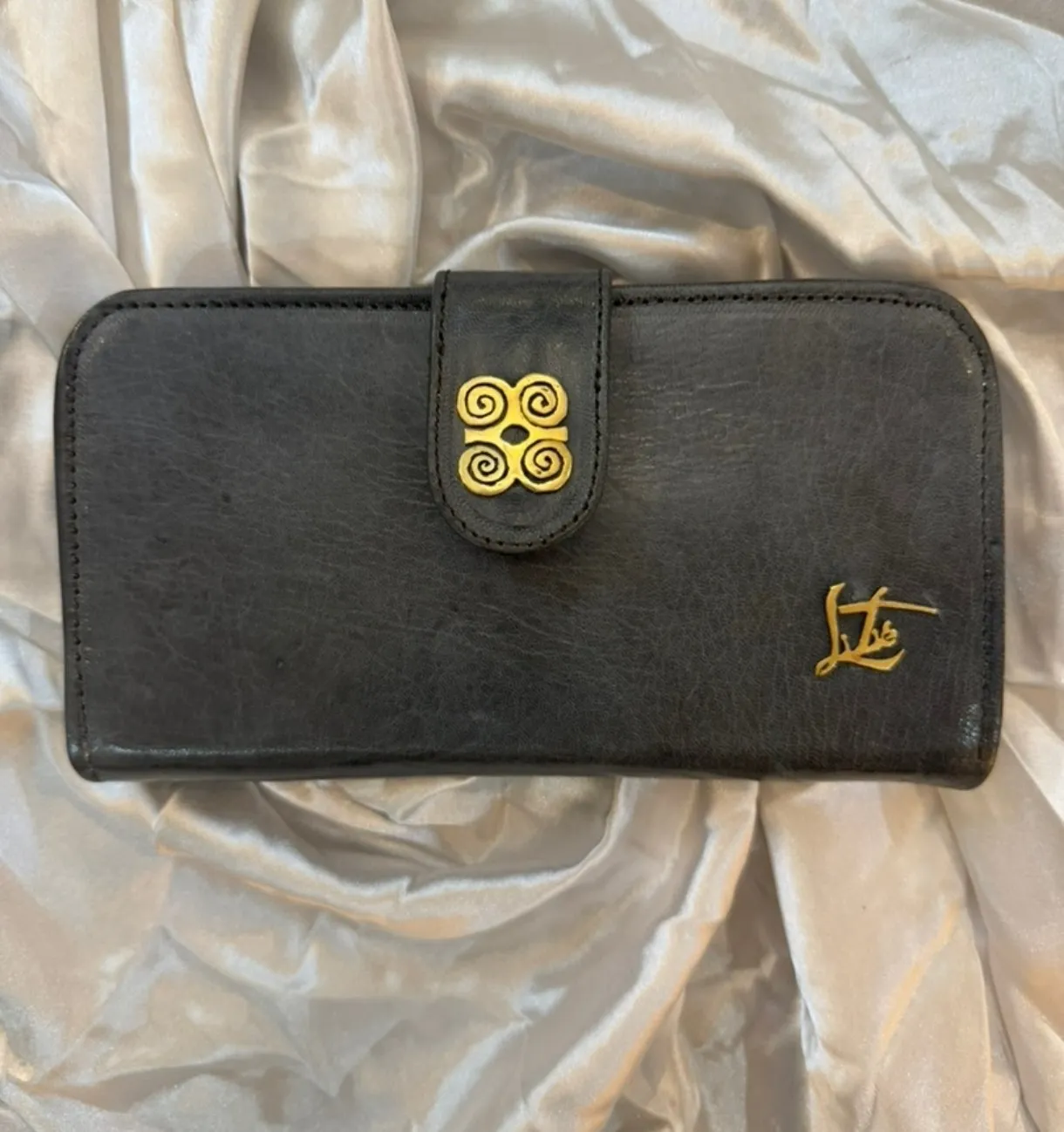 Portefeuille Djama de dos